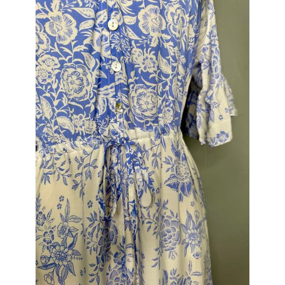 NWT Blue & White Floral Dress | Lightweight Mid-Sleeve Midi, Size Medium - Picture 2 of 8